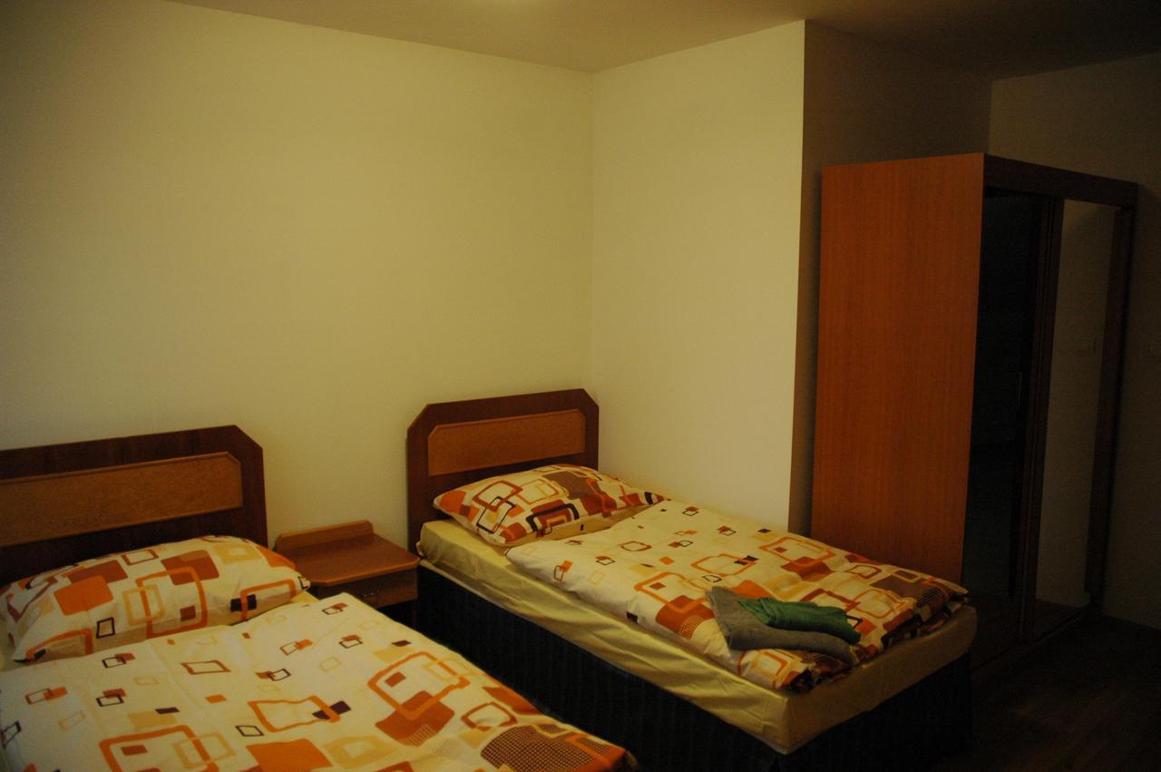 Art Star Hotel Hostivice Ngoại thất bức ảnh