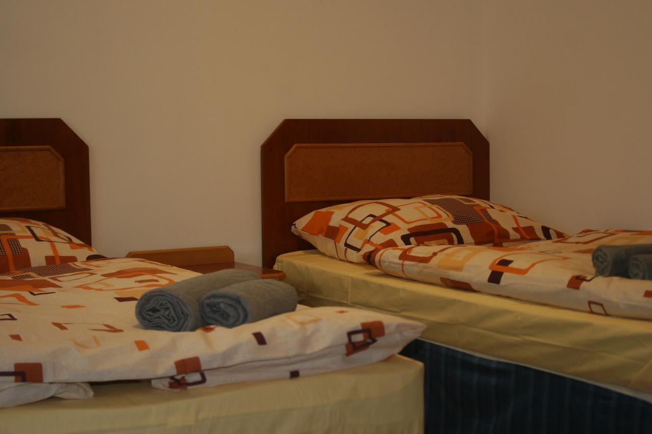 Art Star Hotel Hostivice Ngoại thất bức ảnh